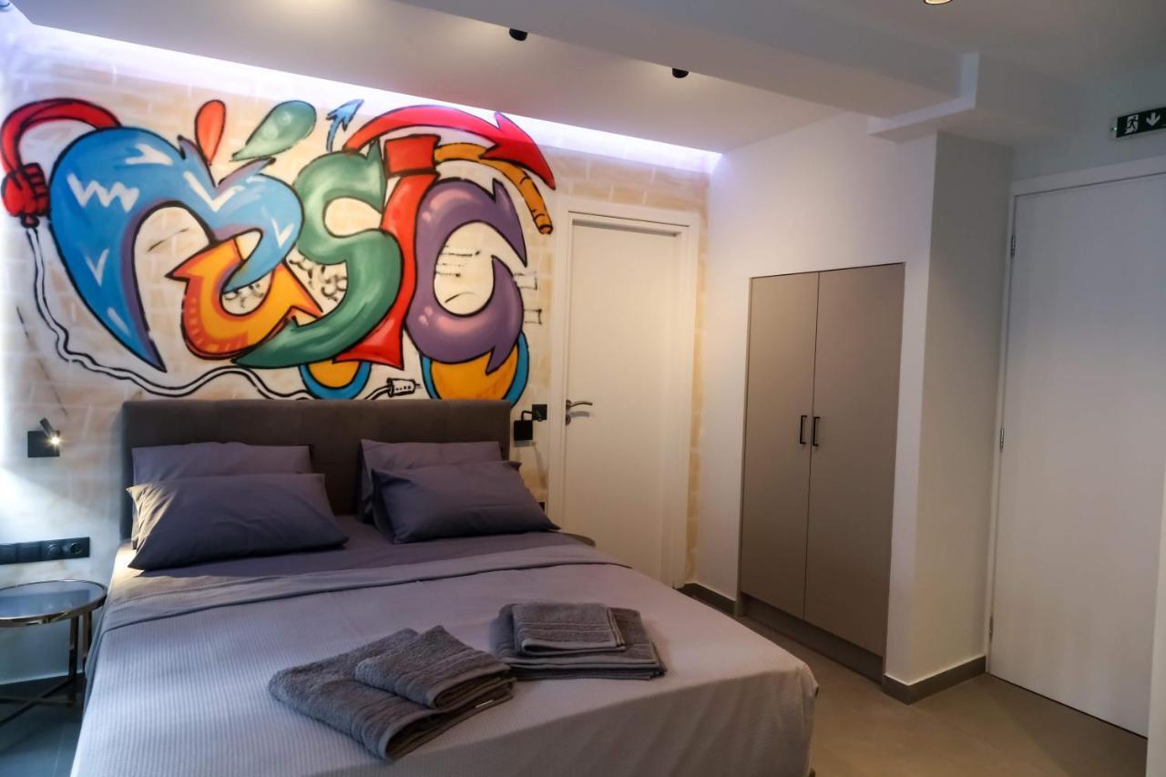 Apartamento Triple A - Graffiti Homage In Psirri Square - Free Parking! Atenas